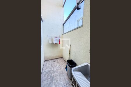 Casa de condomínio à venda com 210m², 3 quartos e 3 vagasÁrea de Serviço