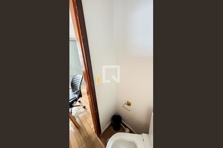 Casa de condomínio à venda com 210m², 3 quartos e 3 vagasBanheiro - Cobertura