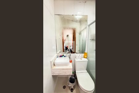 Casa de condomínio à venda com 210m², 3 quartos e 3 vagasBanheiro da Suíte 1