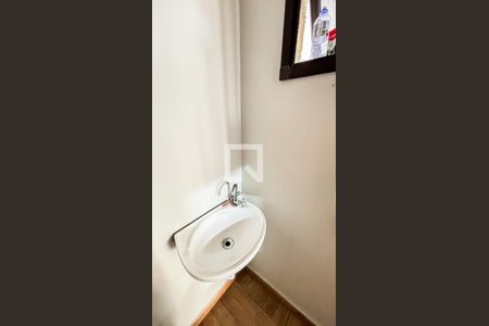 Casa de condomínio à venda com 210m², 3 quartos e 3 vagasBanheiro - Cobertura