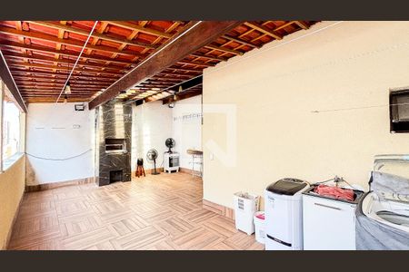 Casa de condomínio à venda com 210m², 3 quartos e 3 vagasCobertura - Area de Serviço