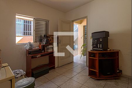 Casa para alugar com 325m², 3 quartos e 4 vagas Casa para alugar com 325m², 3 quartos e 4 vagasquarto de serviço