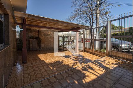 Casa para alugar com 325m², 3 quartos e 4 vagas Casa para alugar com 325m², 3 quartos e 4 vagasgaragem