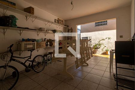Casa para alugar com 325m², 3 quartos e 4 vagas Casa para alugar com 325m², 3 quartos e 4 vagasespaço para a churrasqueira