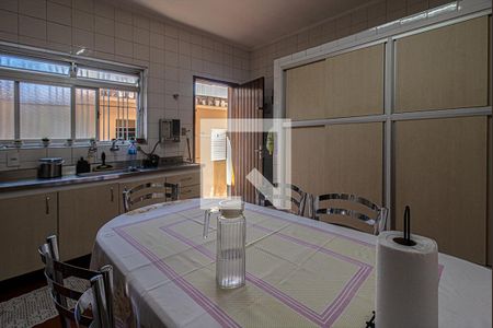 Casa para alugar com 325m², 3 quartos e 4 vagas Casa para alugar com 325m², 3 quartos e 4 vagascozinha