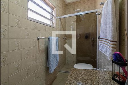 Casa para alugar com 325m², 3 quartos e 4 vagas Casa para alugar com 325m², 3 quartos e 4 vagasbanheiro na suíte