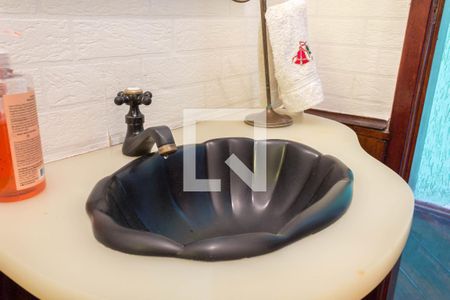 Casa à venda com 245m², 3 quartos e 2 vagasLavabo