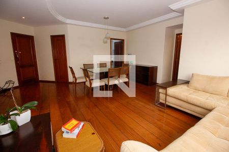 Apartamento à venda com 155m², 4 quartos e 3 vagasSala