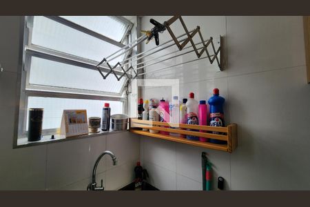 Cozinha e Área de Serviço de apartamento para alugar com 1 quarto, 60m² em José Menino, Santos