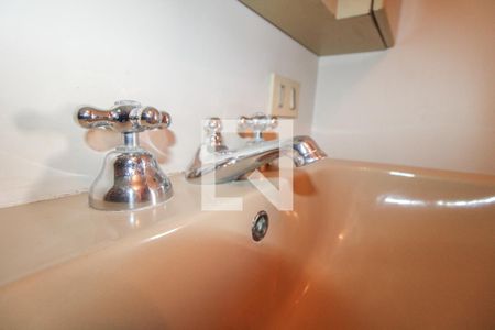 Apartamento à venda com 388m², 4 quartos e 4 vagasQuarto 03 Banheiro