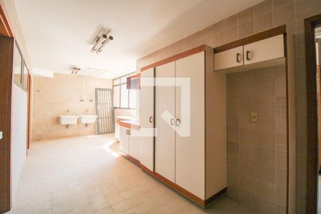 Apartamento à venda com 388m², 4 quartos e 4 vagasCozinha