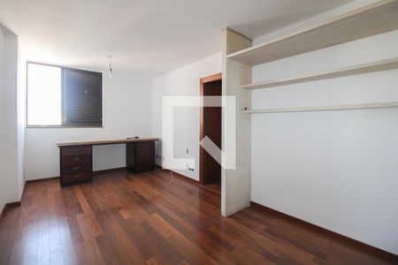 Apartamento à venda com 388m², 4 quartos e 4 vagasQuarto 01