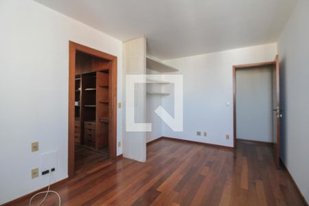 Apartamento à venda com 388m², 4 quartos e 4 vagasQuarto 01