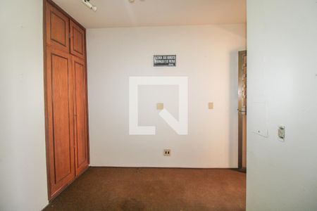 Apartamento à venda com 388m², 4 quartos e 4 vagasQuarto de Serviço