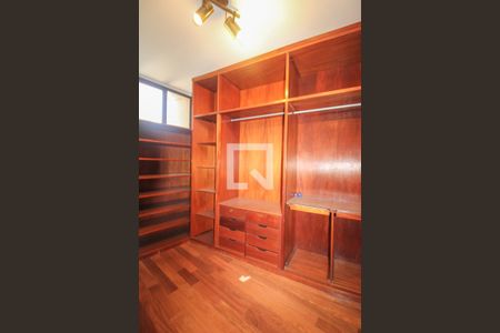 Apartamento à venda com 388m², 4 quartos e 4 vagasQuarto 04