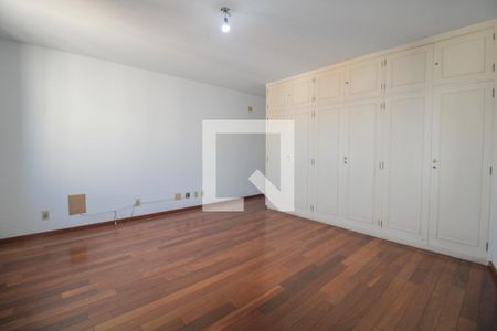 Apartamento à venda com 388m², 4 quartos e 4 vagasQuarto 04