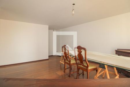 Apartamento à venda com 388m², 4 quartos e 4 vagasSala