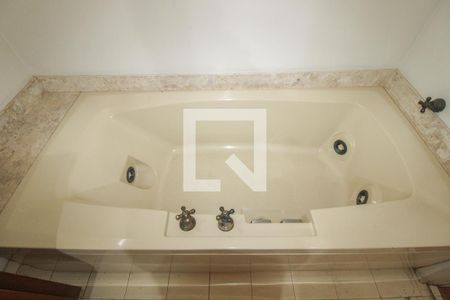 Apartamento à venda com 388m², 4 quartos e 4 vagasQuarto 04