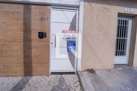 Apartamento à venda com 45m², 2 quartos e sem vaga Apartamento à venda com 45m², 2 quartos e sem vagaFachada