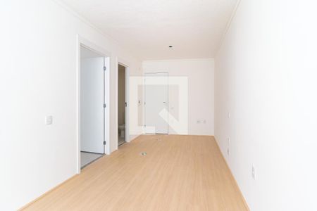 Sala / Quarto de kitnet/studio para alugar com 1 quarto, 26m² em Jardim Helena, São Paulo