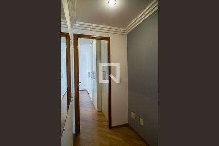 Apartamento à venda com 110m², 2 quartos e 2 vagasCorredor