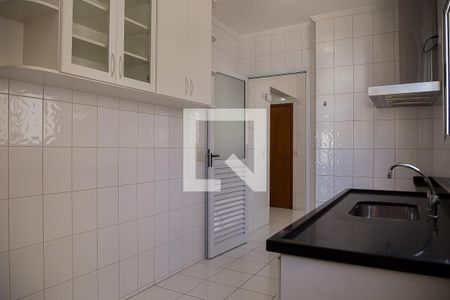 Apartamento à venda com 110m², 2 quartos e 2 vagasCozinha