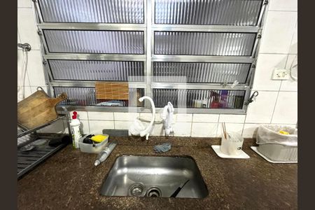 Casa à venda com 200m², 3 quartos e 4 vagas Casa à venda com 200m², 3 quartos e 4 vagasCozinha