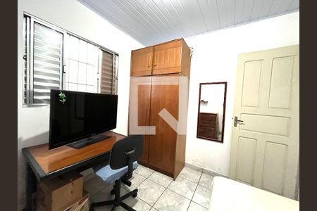 Casa à venda com 200m², 3 quartos e 4 vagas Casa à venda com 200m², 3 quartos e 4 vagasQuarto 3