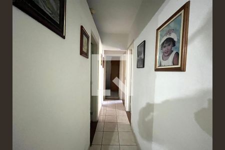 Corredor de casa à venda com 3 quartos, 200m² em Jabaquara, São Paulo