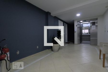 Apartamento para alugar com 48m², 2 quartos e 1 vaga Apartamento para alugar com 48m², 2 quartos e 1 vagaHall