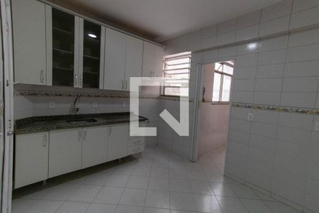 Apartamento para alugar com 122m², 3 quartos e sem vagaCozinha