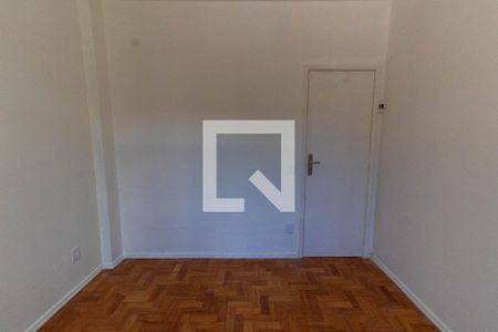 Apartamento para alugar com 122m², 3 quartos e sem vagaQuarto