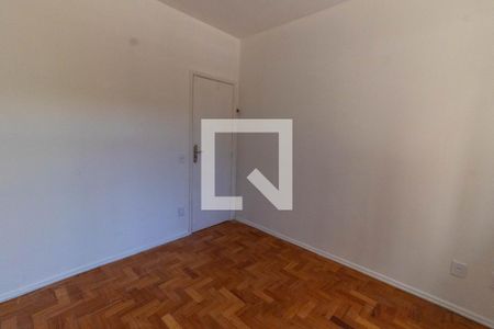 Apartamento para alugar com 122m², 3 quartos e sem vagaQuarto