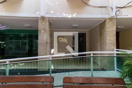 Apartamento para alugar com 122m², 3 quartos e sem vagaFachada