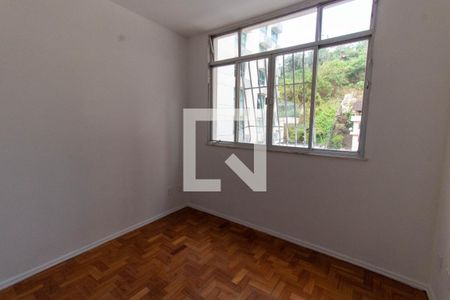 Apartamento para alugar com 122m², 3 quartos e sem vagaQuarto