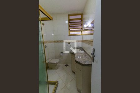 Apartamento para alugar com 122m², 3 quartos e sem vagaBanheiro