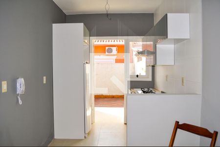 Casa de condomínio à venda com 52m², 2 quartos e 1 vagaCozinha