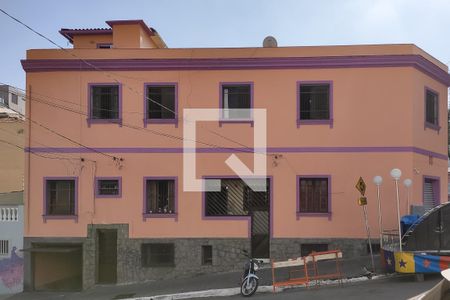 Casa para alugar com 130m², 4 quartos e 1 vagaFachada
