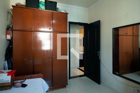 Casa para alugar com 130m², 4 quartos e 1 vagaQuarto
