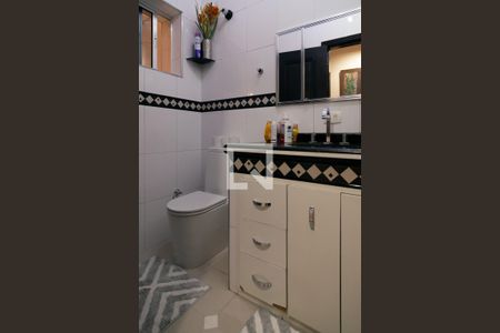 Casa para alugar com 130m², 4 quartos e 1 vagaBanheiro
