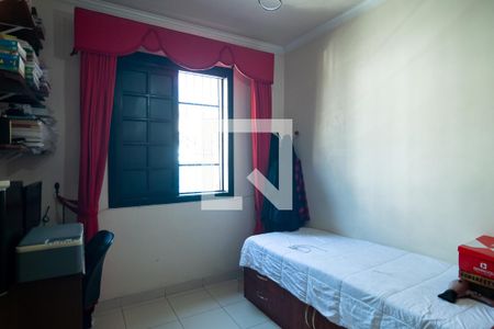 Casa para alugar com 130m², 4 quartos e 1 vagaQuarto