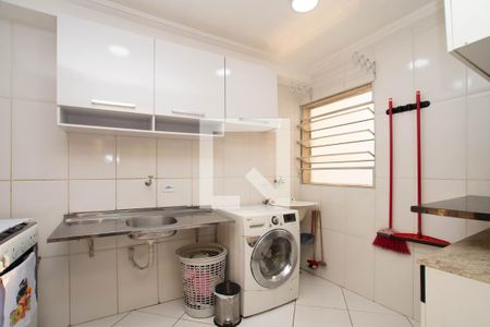 Apartamento à venda com 44m², 2 quartos e 1 vaga Apartamento à venda com 44m², 2 quartos e 1 vagaCozinha e Área de Serviço