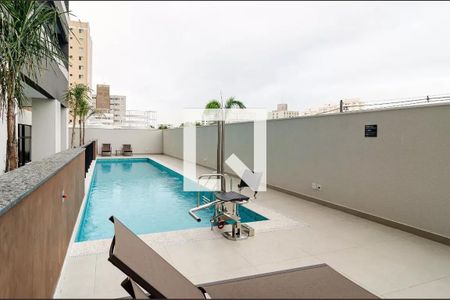 Studio à venda com 26m², 1 quarto e sem vaga Studio à venda com 26m², 1 quarto e sem vagaÁrea comum - Piscina