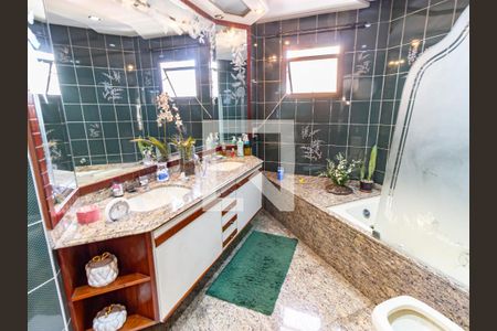 Apartamento para alugar com 169m², 3 quartos e 3 vagasBanheiro da Suíte 3