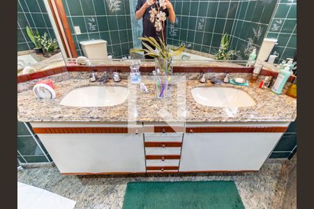 Apartamento para alugar com 169m², 3 quartos e 3 vagasBanheiro da Suíte 3