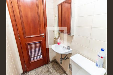 Apartamento para alugar com 169m², 3 quartos e 3 vagasBanheiro de serviço