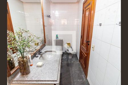 Apartamento para alugar com 169m², 3 quartos e 3 vagasBanheiro da Suíte 2