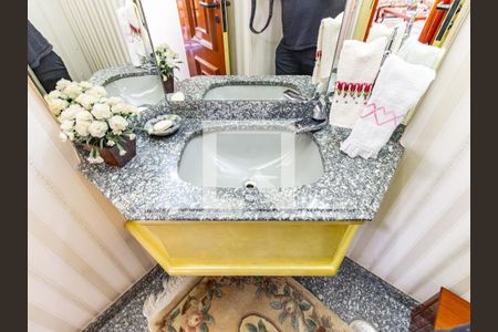 Apartamento para alugar com 169m², 3 quartos e 3 vagasLavabo