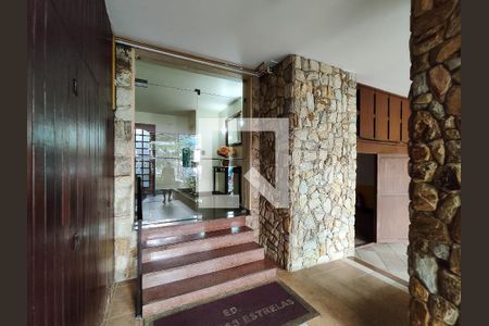 Apartamento à venda com 70m², 2 quartos e 1 vagaFachada e portaria