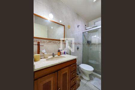 Apartamento à venda com 70m², 2 quartos e 1 vagaBanheiro Corredor